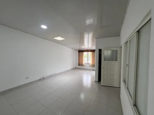 Casa En Venta En Los Andes B - La Riviera. Cod V8014567