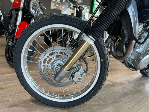 Suzuki Dr 650