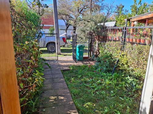 Acogedora Casa En Tranquilo Barrio De San Bernardo