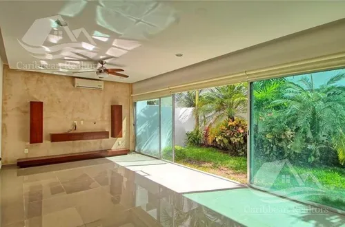 Casa En Venta En Palmaris Cancun