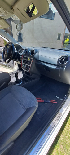 Volkswagen Saveiro 1.6 Cs 101cv Ps+aa