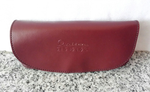 Estuche De Lentes Color Vinotinto