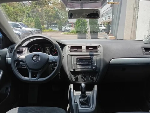 Volkswagen Jetta 2.0 Trendline Aut