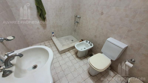 Imagen 23 de 30 de Casa 7 Ambientes Venta Merlo Oportunidad