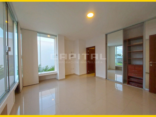 Casa Con Piscina En Alquiler En Condominio Colinas Del Urubó