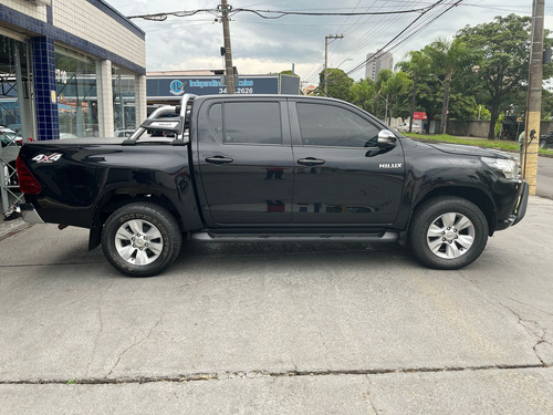 Toyota Hilux 2.8 Tdi Srv Cab. Dupla 4x4 Aut. 4p