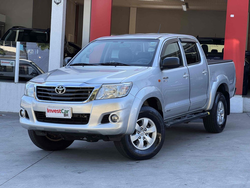 Toyota Hilux 2.7 SR 4X2 CD 16V FLEX 4P AUTOMÁTICO