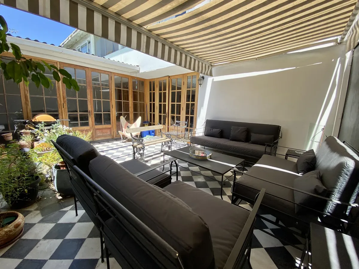 Imagen 2 de 26 de Casa En Venta En Ñuñoa, Pasaje. Nororiente