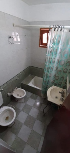 Imagen 8 de 9 de En Venta! Importante Duplex De 1 Dormitorio En Moreno Centro (lado Norte) | Excelente Ubicación