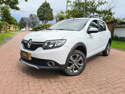 Renault Sandero Stepway 1.6cc Mt 2019