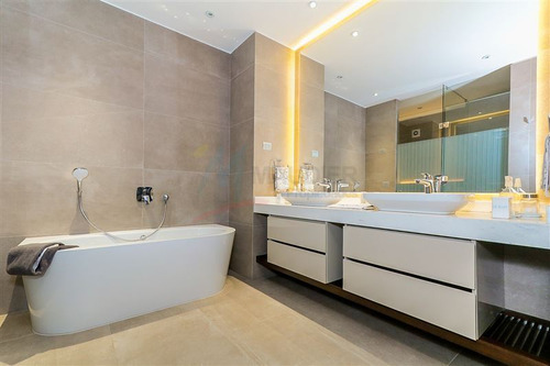 Departamento En Venta De 4 Dorm. En Las Condes