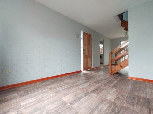 Venta Casa 3d/1b/1e, Colinas De Oro, Quilpue.
