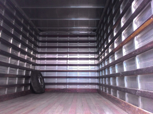 Iveco Daily 35s14 2013 Baú Caminhonete