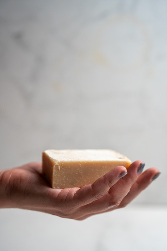 Jabon Avena Y Durazno Leche De Cabra Con Jabonera Bambu 100g