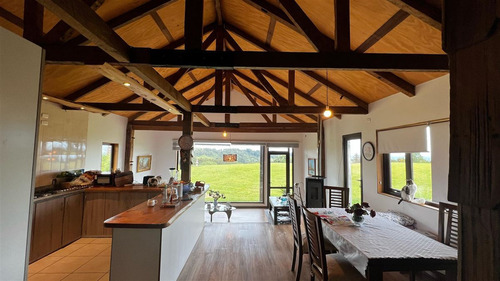 Casa En Venta De 2 Dorm. Camino Puerto Octay A Llanquihue