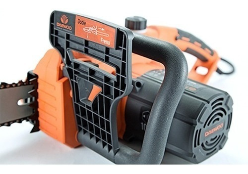 Imagen 4 de 7 de Electrosierra Motosierra Electrica Daewoo Espada 40cm 2200w