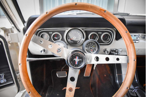 Imagen 14 de 18 de Ford Mustang