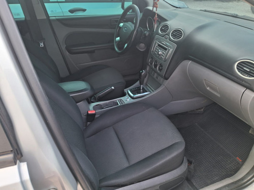Ford Focus 2.0 GLX 16V FLEX 4P AUTOMÁTICO