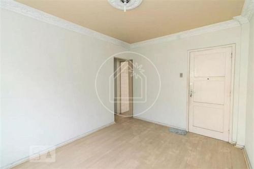 Apartamento - Ref: 879197