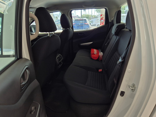 Nissan Frontier 2.3 S Cd 4x2 Mt