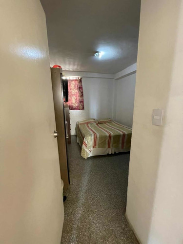 Imagen 6 de 10 de Apartamento En Los Jardines Del Valle . Versalles
