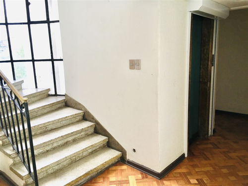 270 M2! Amplia Oficina Duplex En Arriendo En Providencia