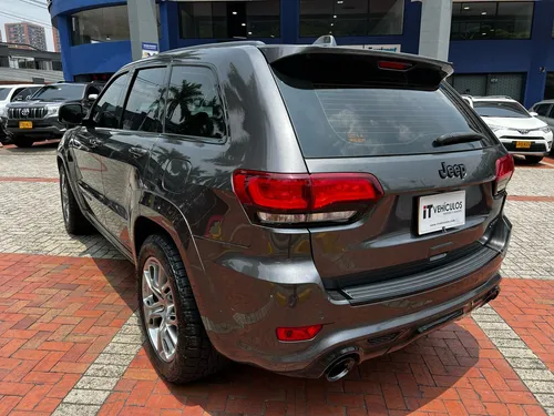 Jeep Grand Cherokee SRT8 6.4 At 4x4
