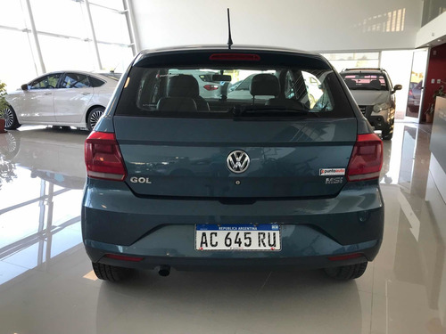 Imagen 4 de 11 de Volkswagen Gol Trend 2018 1.6 Trendline 101cv