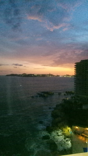 Suite En Venta Con Playa Privada Las Torres Gemelas La