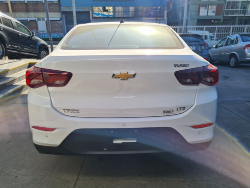 Imagen 6 de 15 de Chevrolet Onix Plus (entrega Inmediata) Pv