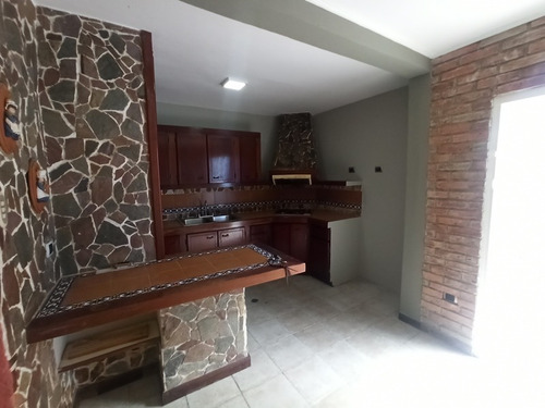 Imagen 11 de 15 de En Venta Townhouse En El Remanso, Residencia Villa Maporal, San Diego.
