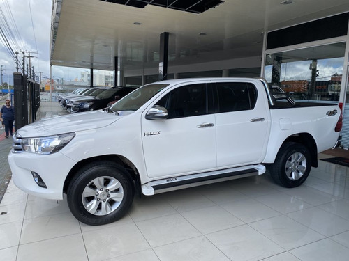 Imagem 5 de 11 de Hilux Cd Sr 4x4 2.8 Tdi Diesel Aut.