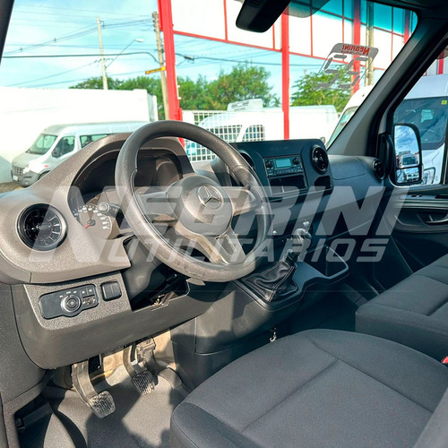 Mercedes-Benz Sprinter 2.2 CDI DIESEL FURGÃO 416 TA LONGO MANUAL