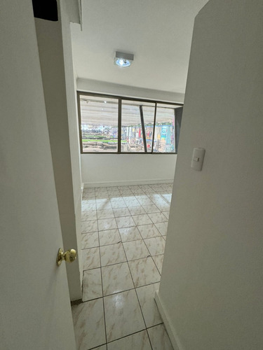 Amplio Y Cómodo Local Comercial En Zona Céntrica
