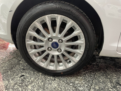 Ford Fiesta 1.6 TITANIUM HATCH 16V FLEX 4P AUTOMÁTICO