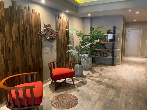 Hermoso Dos Ambientes En Pb Con Patio Bajas Expensas