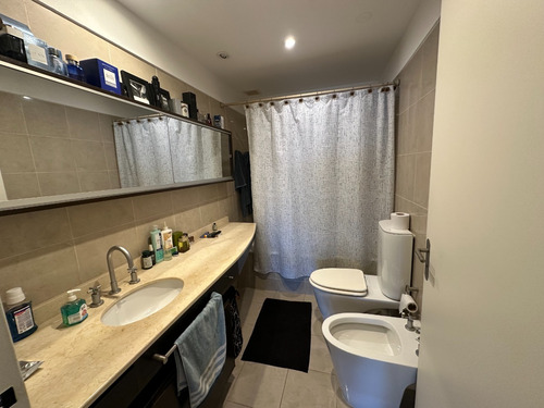 Impecable 3 Ambientes + Cochera Y Baulera - Vista Al Dique Y Ciudad. Piso Alto