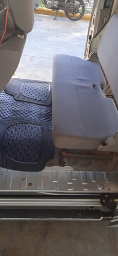 Imagen 6 de 14 de Nissan Nv-100