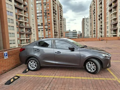 Mazda 2 1.5 Touring
