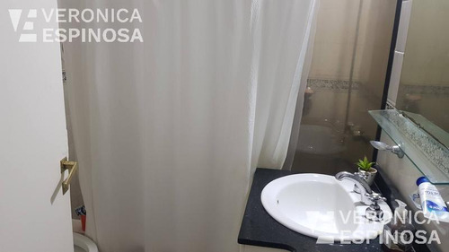 Casa De Tres Ambientes En Venta. Hurlingham.