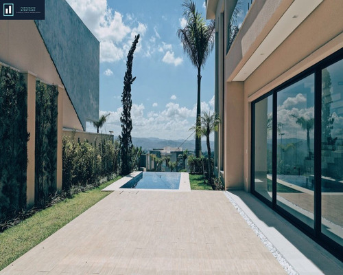 Imagem 4 de 25 de Casa De Alto Padrão! Fino Acabamento, Localização Privilegiada! - Ca00084 - 67630243