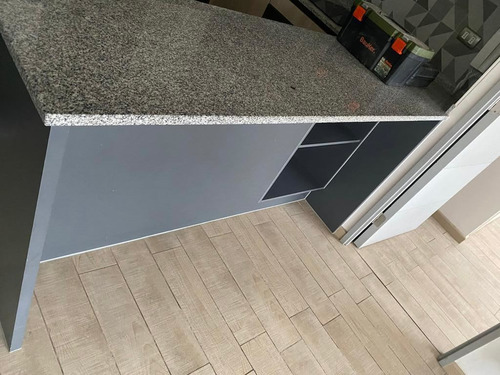 Gran Departamento En Venta De 1 Dorm. En Estación Central