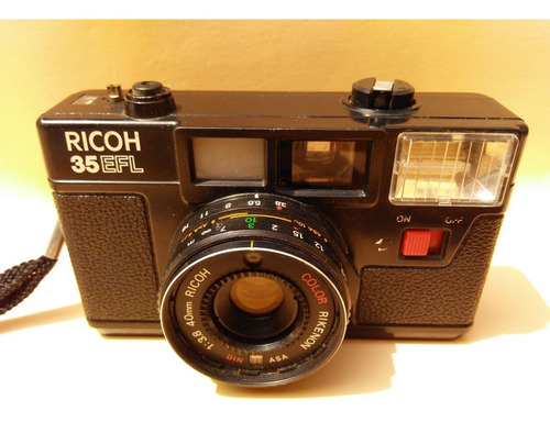 Camarapedia: Vieja Camara Ricoh 35 Efl Nf  Cam16