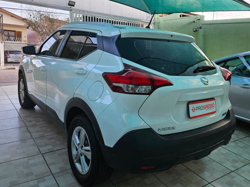 Nissan Kicks Kicks 1.6 16V FLEX S 4P XTRONIC