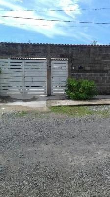 Imagem 1 de 14 de Casa No Litoral Com 3 Dormitórios Em Itanhaém/sp 2528-pc
