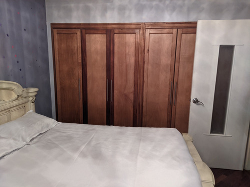 Se Vende Apartamento En La Urbanización Las Salias, San Antonio De Los Altos. Nc
