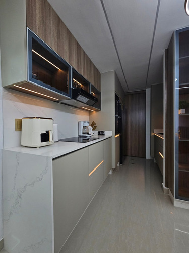Venta De Moderno Apartamento En Resd. Aspen En La Ubr La Trigaleña Cod Dc25707