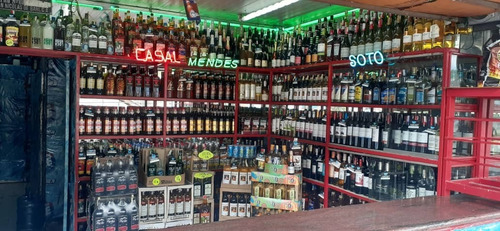 Imagen 2 de 5 de Licorería Y Bodegón En Guarenas En Oferta Solo Por Este Mes Bb