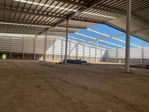 11000 M2 Cubiertos Aaa