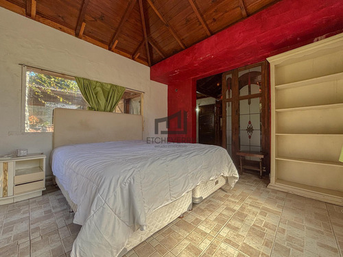 Casa En La Caleta